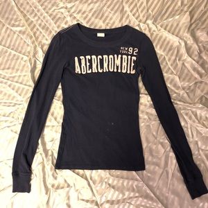 Juniors Abercrombie & Fitch long sleeve